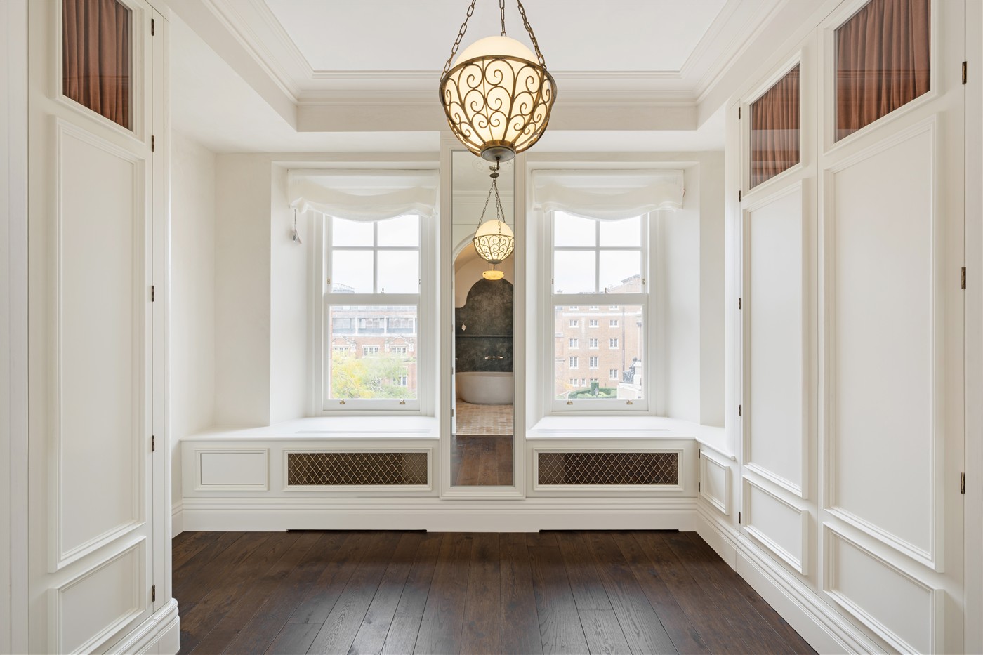 Ensuite detail