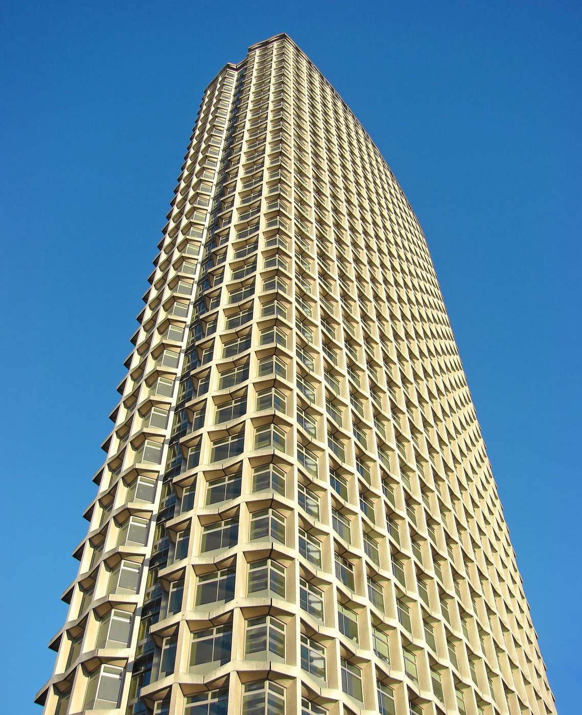 Centre Point tower, St Giles Circus